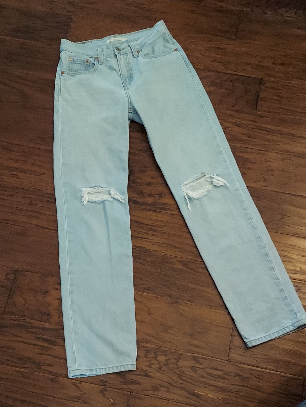 Levis Lo Pro Straight Light Wash Distressed Knee Jeans 24